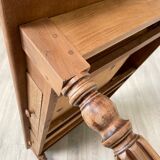 Table with turned legs in solid wood