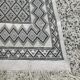 Tapis margoum blanc et gris tissé mains