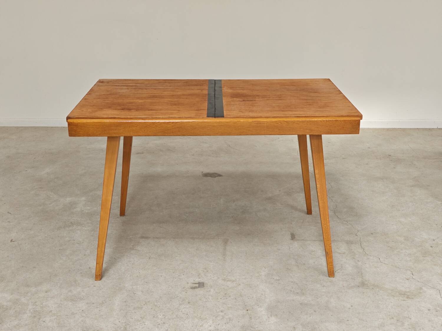 Table a manger a rallonge par Frantisek Jirak pour Tatra , 1960n