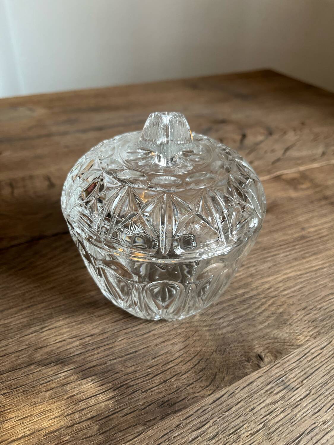 Sucrier en verre ciselé de reims