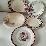 Set of 12 ironstone plates – Deep blue & red