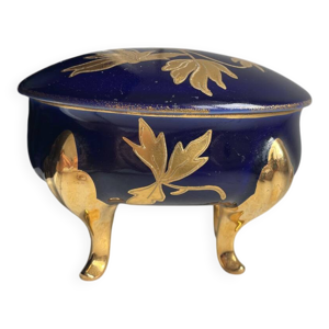 Bonbonnière en porcelaine