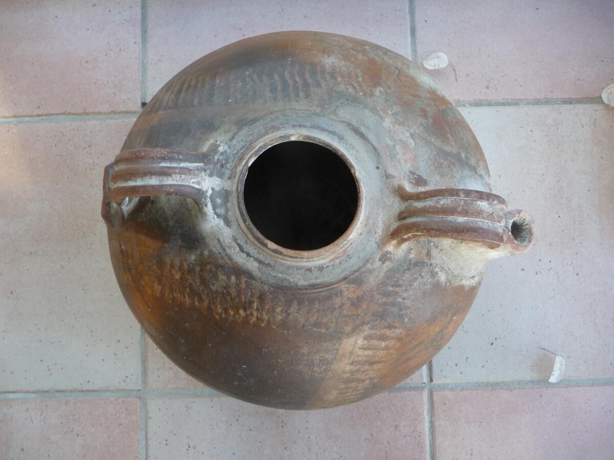 Head jug or "dourne"