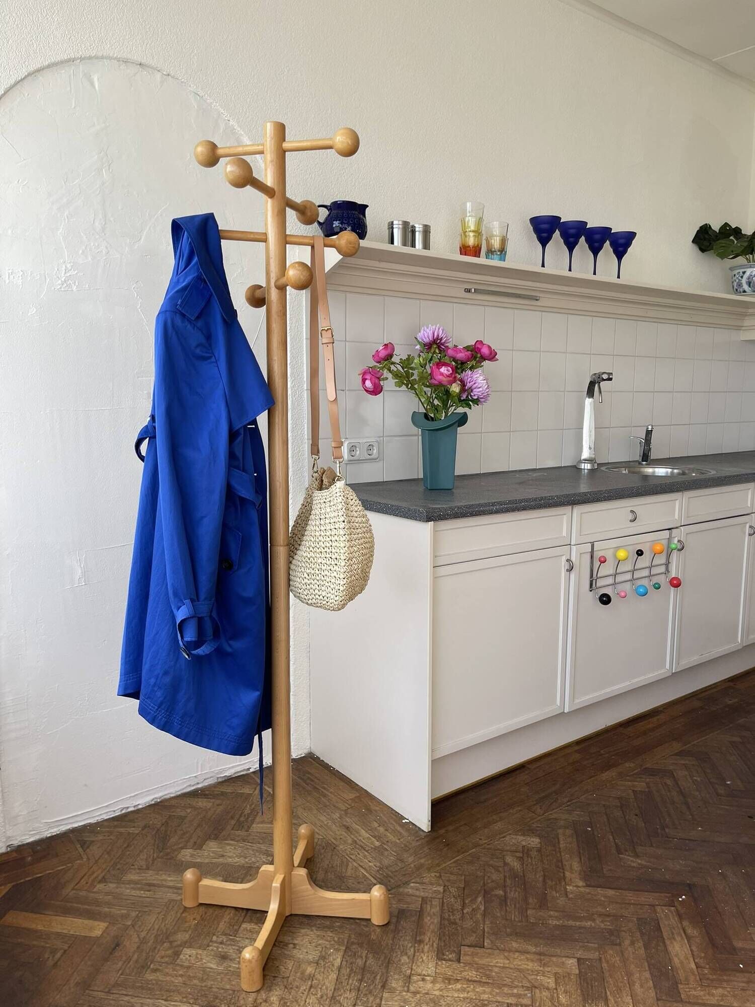 Vintage Postmodern Solid Beechwood Coat Stand – 1970s / 1980s