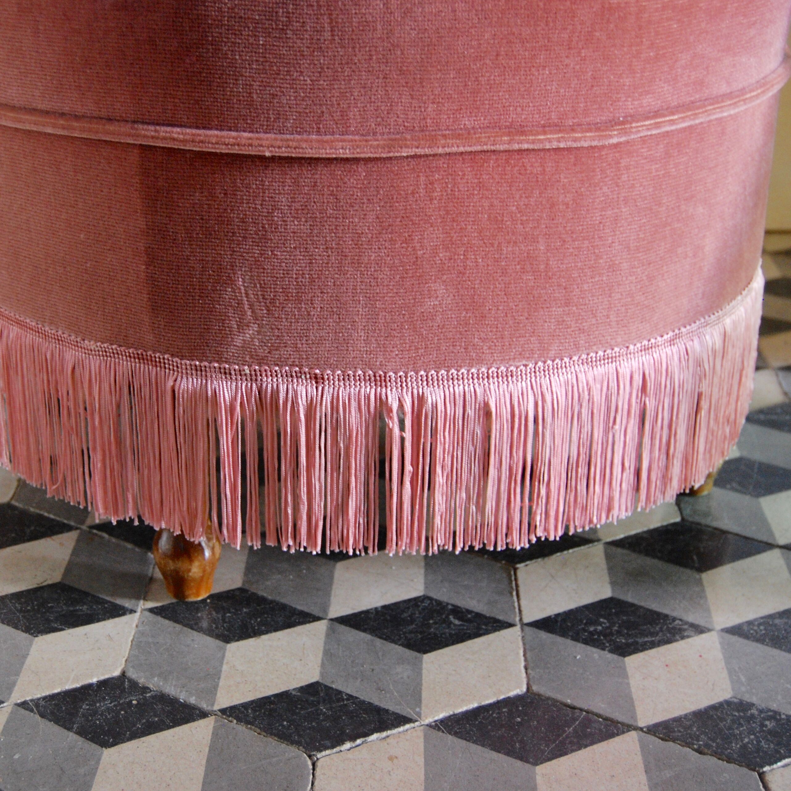 Toad armchair pink