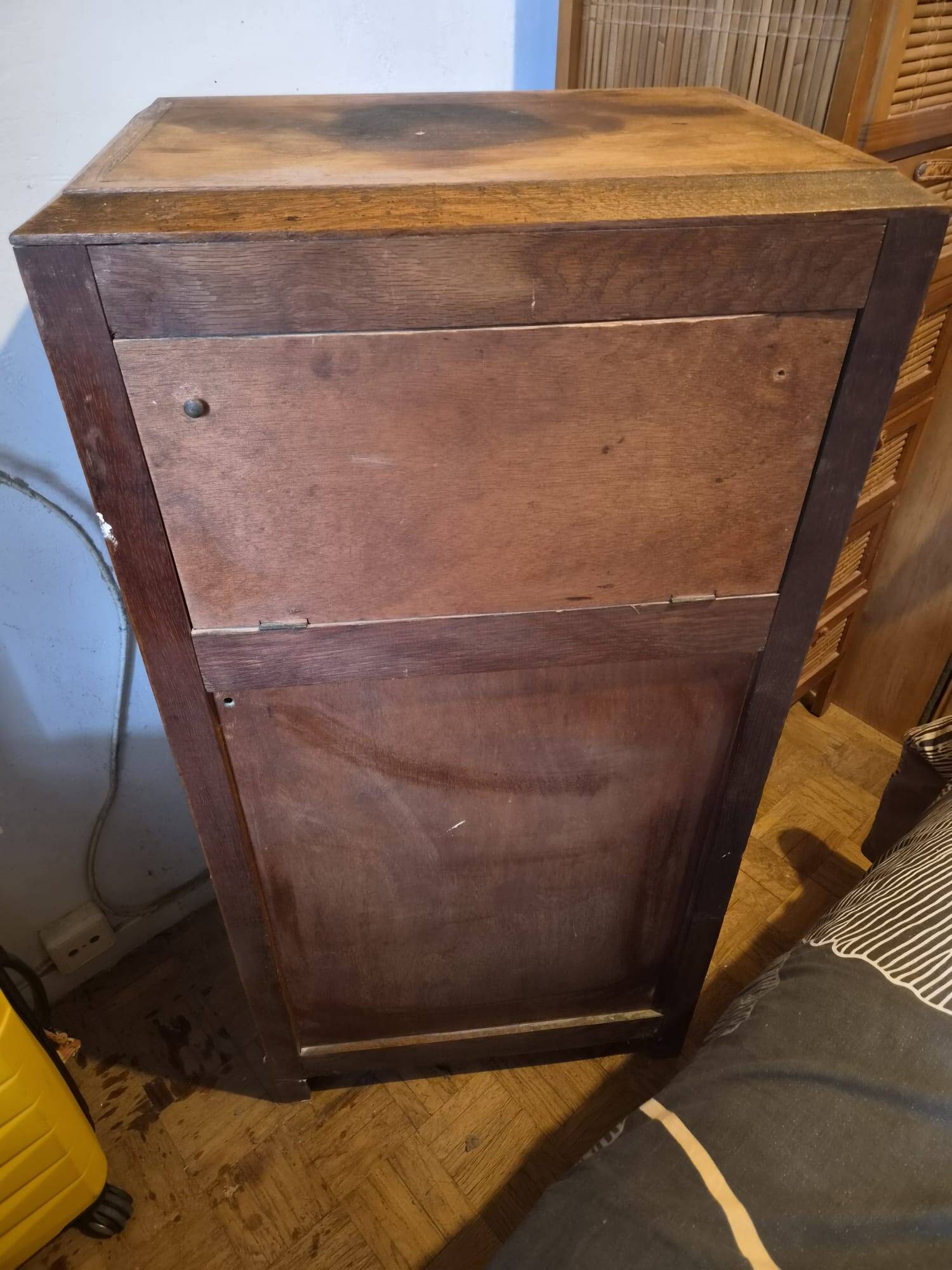 Art Deco radio/gramophone cabinet – solid oak – 1930s-40s