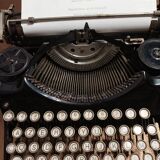 Old portable underwood typewriter