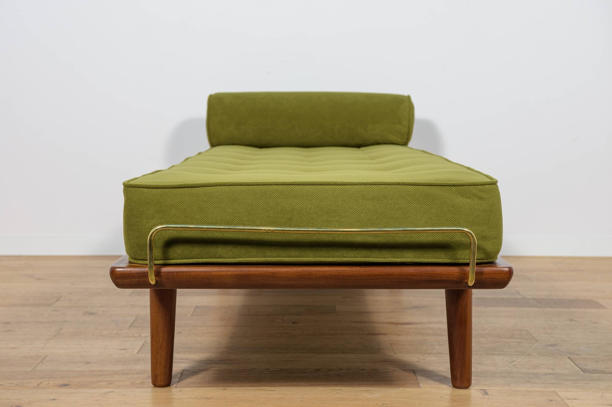 Modèle GE-19 de méridienne en teck, conçu par Hans J. Wegner pour Getama, Danemark, années 1950