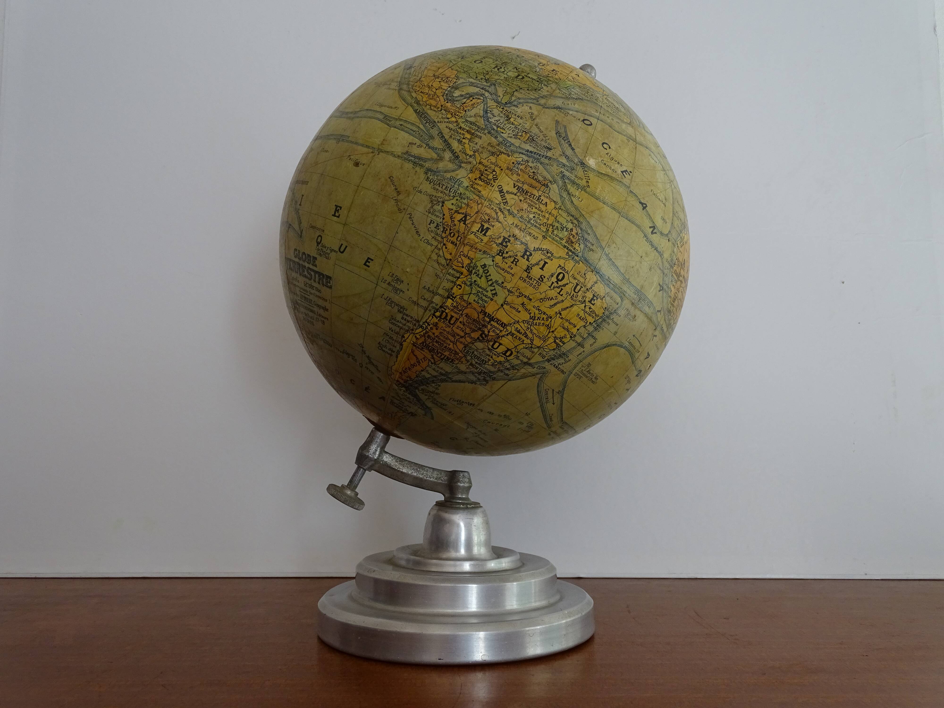 Terrestrial globe boiled cardboard J.Forest Girard Barrère & Thomas Ø 19.5 aluminum base