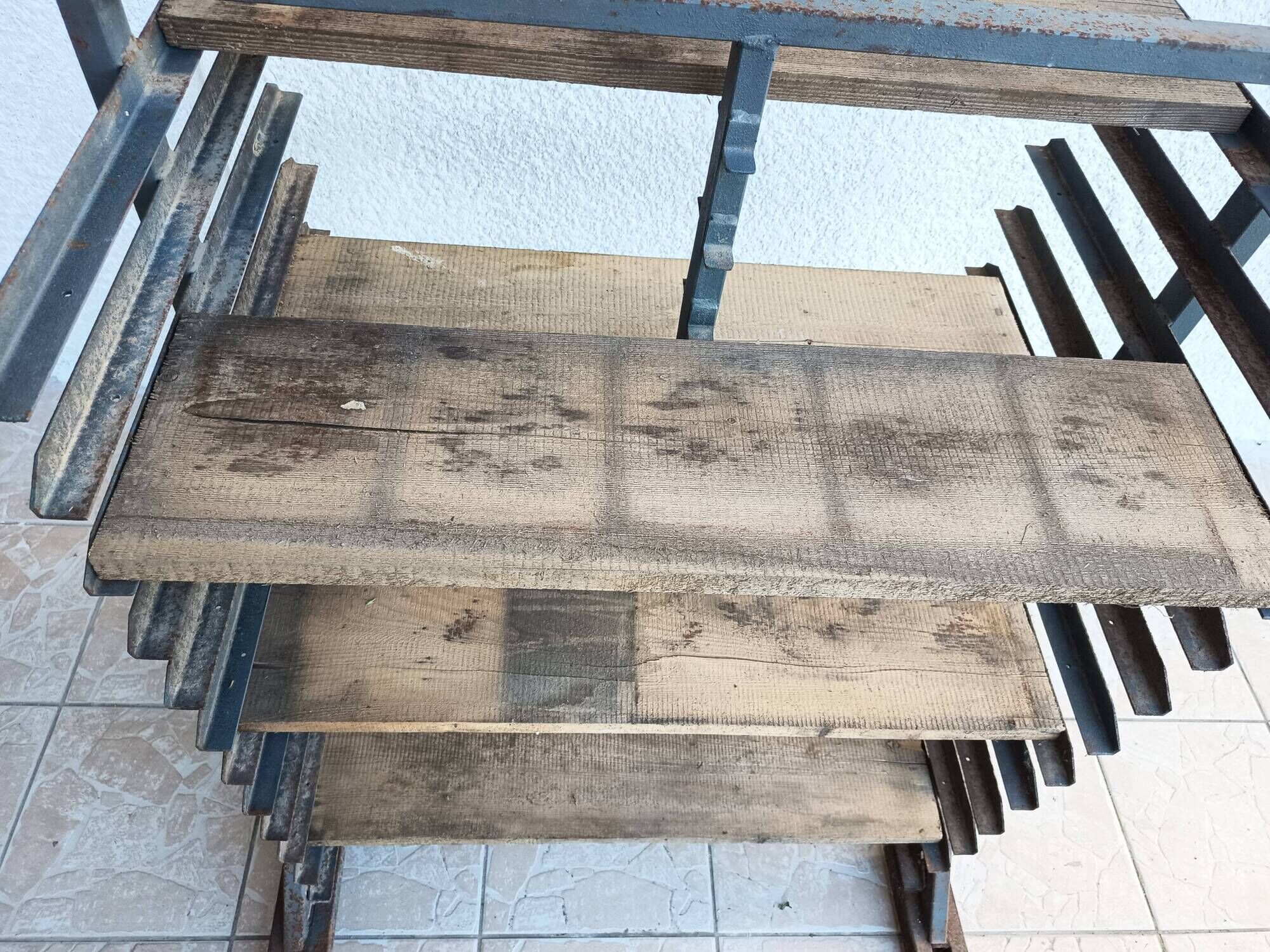 Etagère industrielle Meuble de métier métal et bois
