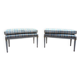 Paire de banquettes Louis XVI en bois laqué et doré
