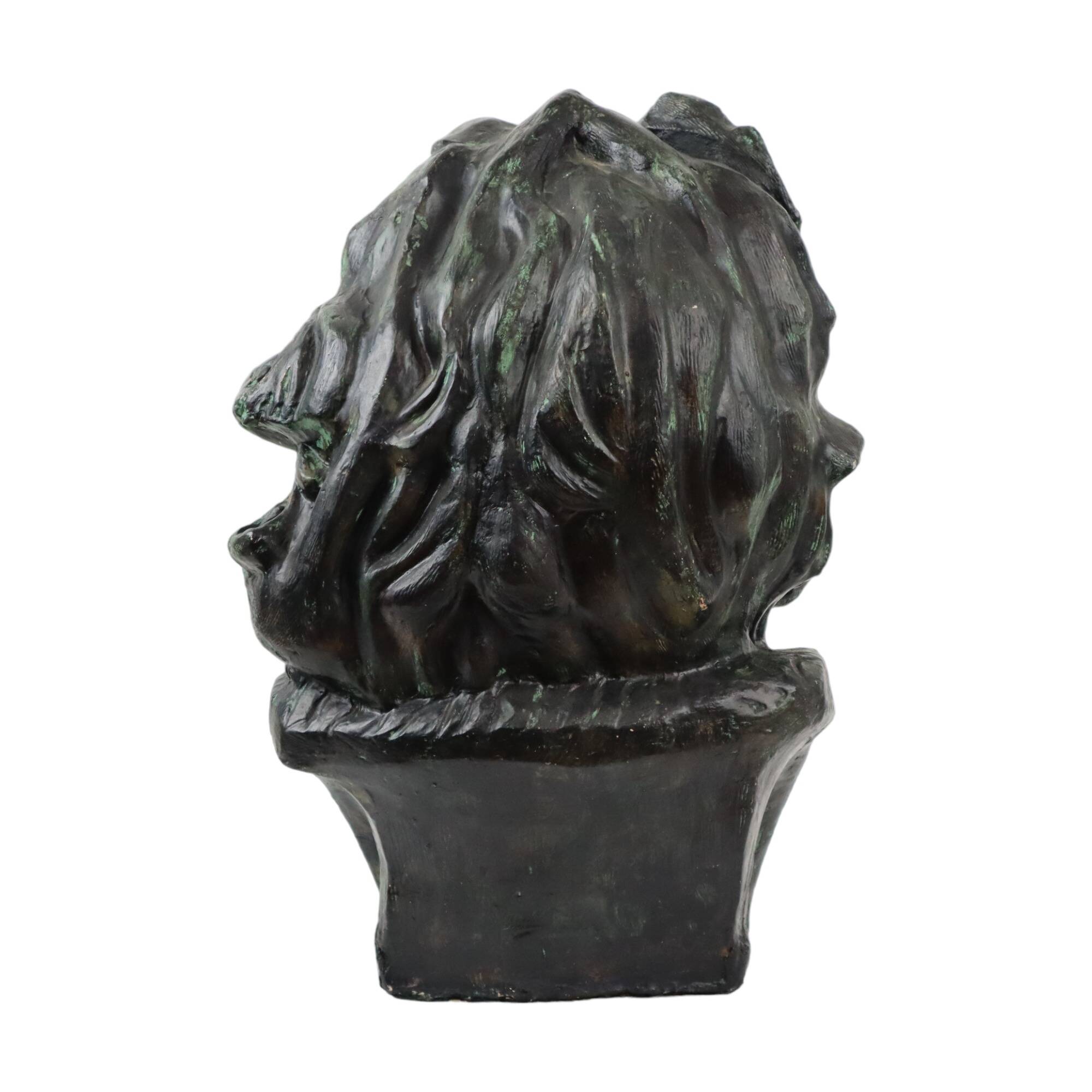 Guerrier néoclassique gaulois tête de gaulois d'après François Rude (1784-1855)