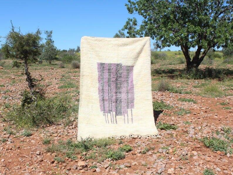 Tapis berbère tissé main traditionnelle taille 140 x 260 cm