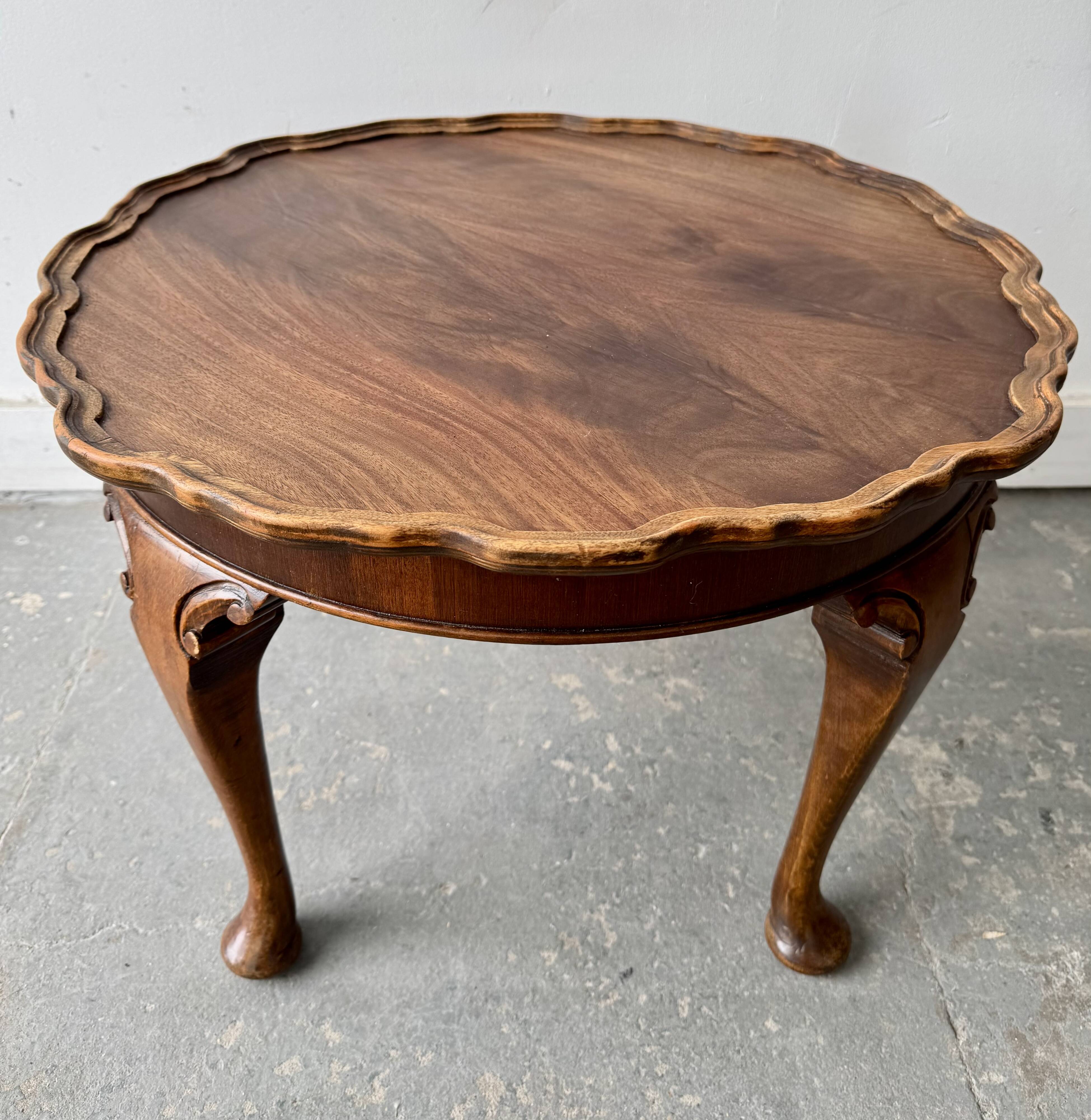 Vintage Round Pie Crust Coffee Table