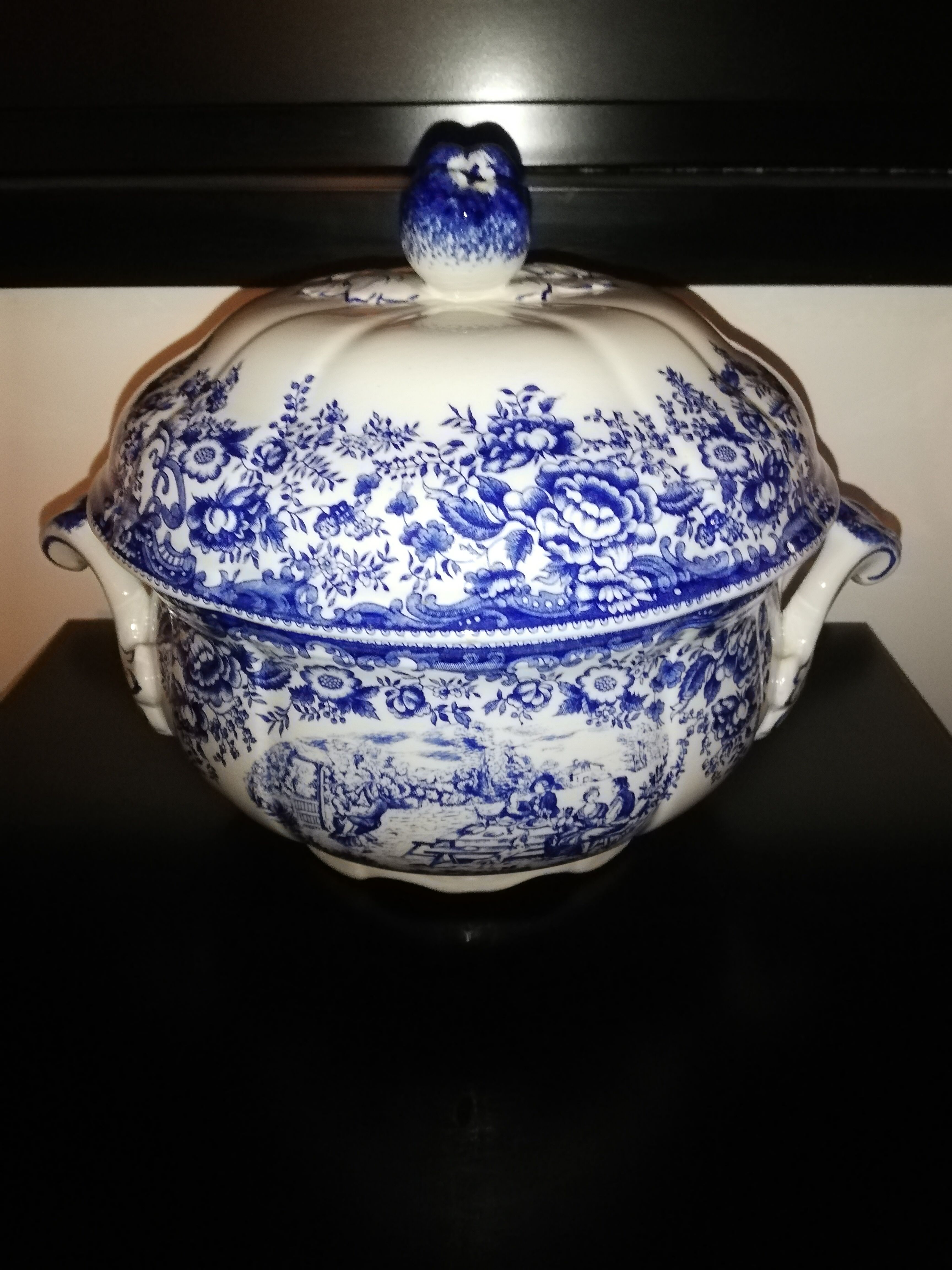 Porcelain soup bowl Lunéville KG