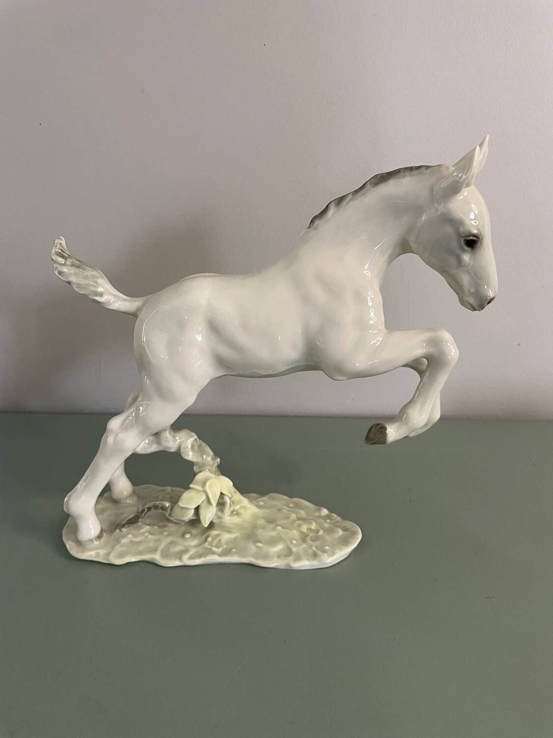 ART DECO FIGURINE HUTSCHENREUTHER POULAIN HORSE PORCELAIN