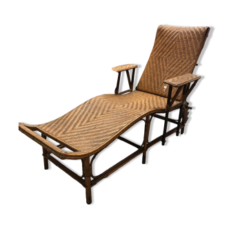 Rattan chaise longue