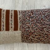 Set of 2 wool knitted cushions