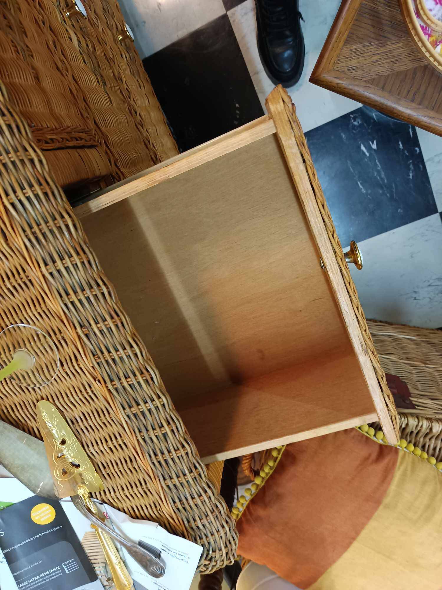 Commode en rotin vintage 1970