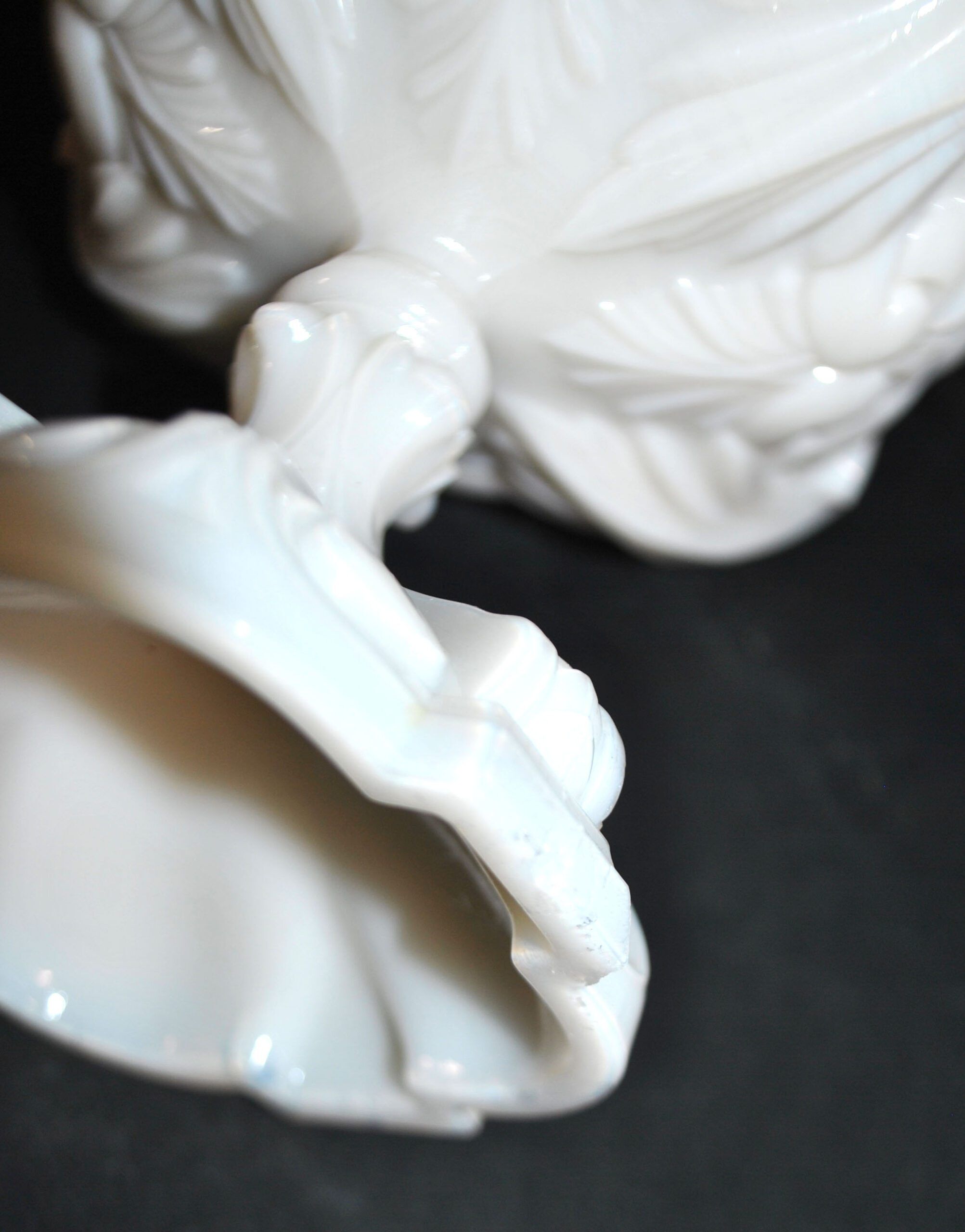 Opaline de Vallerysthal chalice cup Art Nouveau 1910 white opaline H16cm