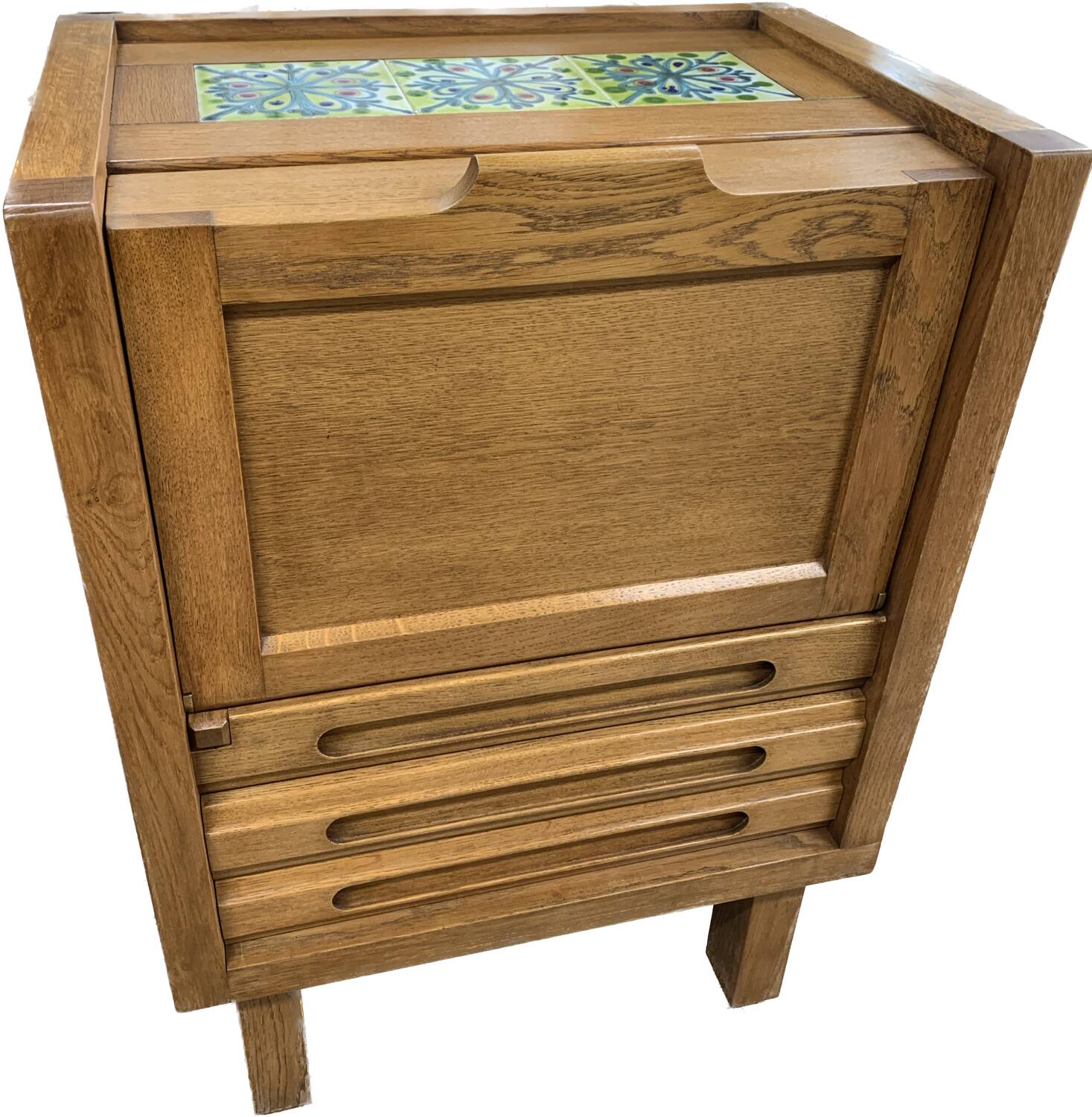 Guillerme and Chambron bar furniture