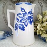 Pichet ancien en faïence Digoin