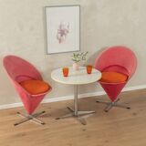 2 chaises coniques de Verner Panton