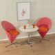 2 chaises coniques de Verner Panton