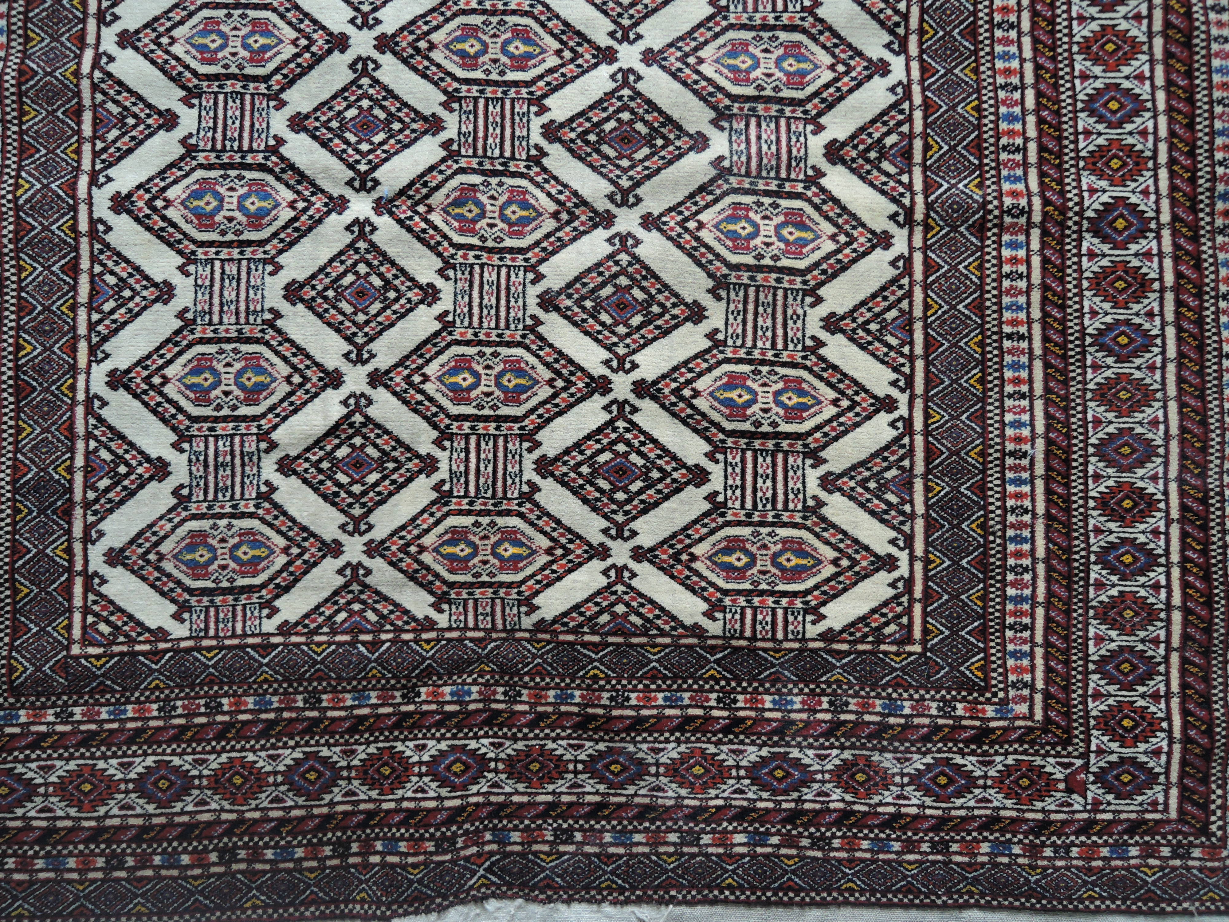Persian rug is hand color natural 129x196cm