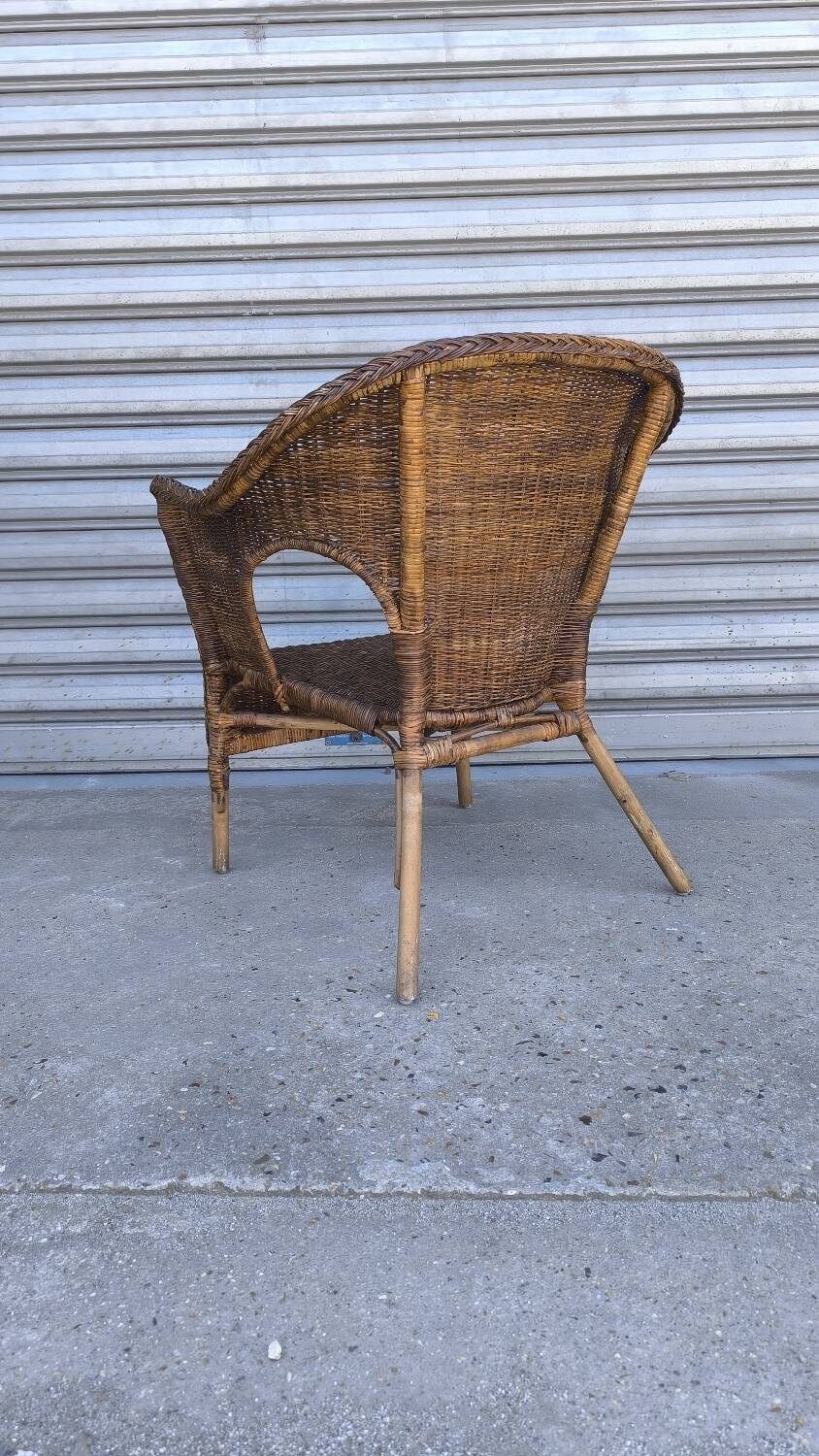 Fauteuil en osier des années 50