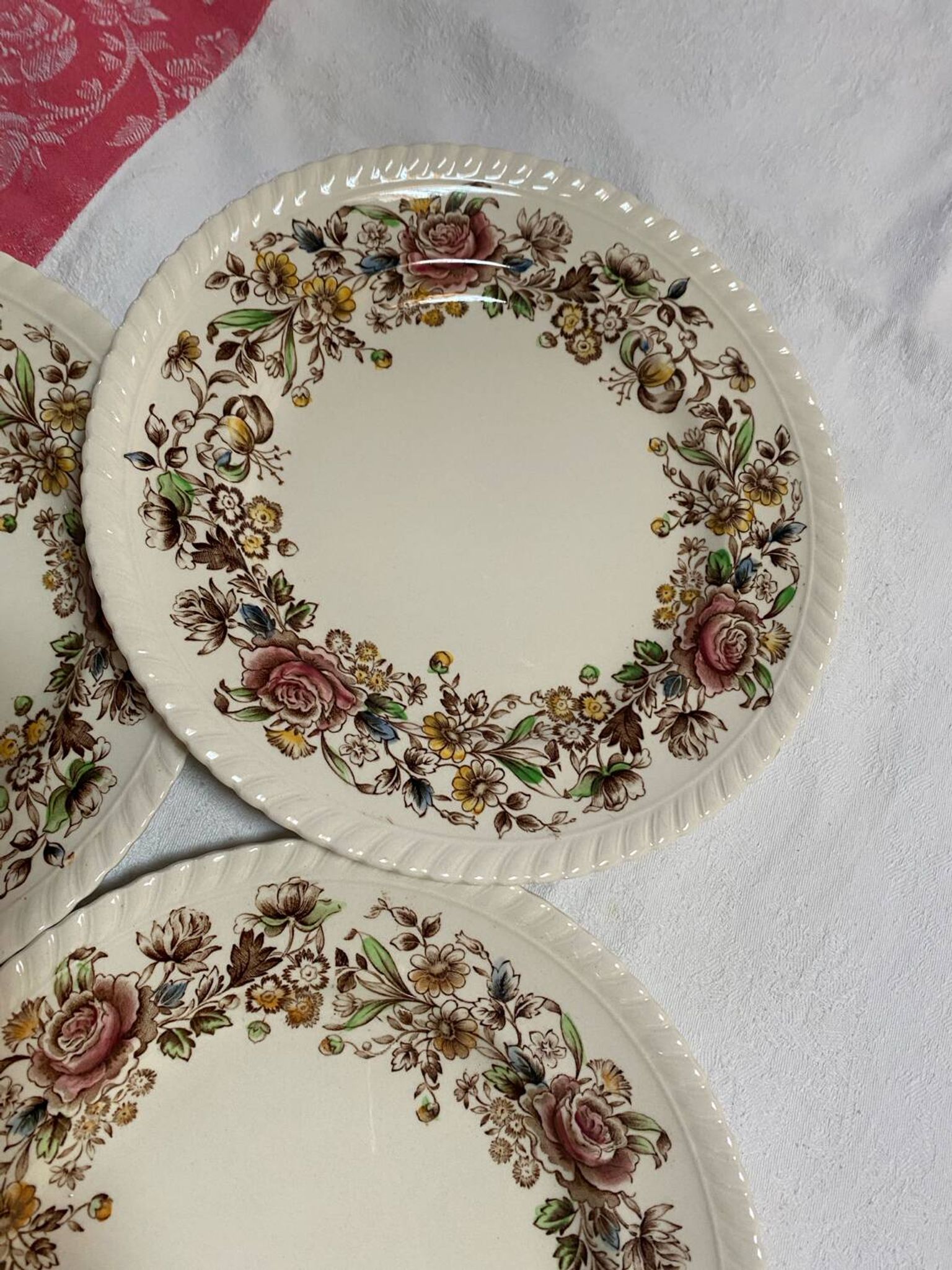 Johnson Bross Set of 4 Dessert Plates
