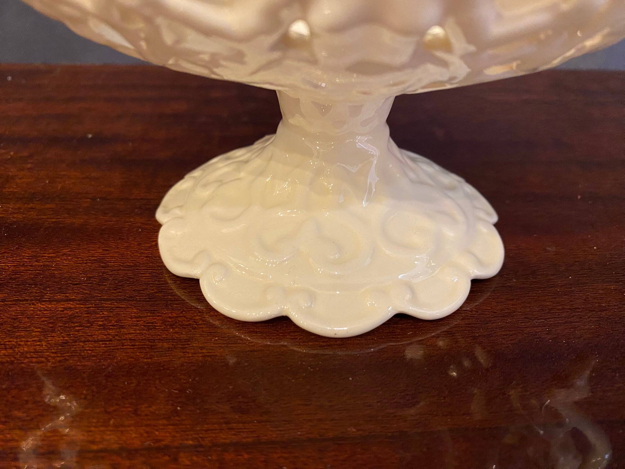 Ear cup in openwood earthenware italian style white lace model