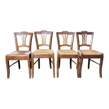 Suite de 4 chaises paillées rustiques
