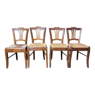 Suite de 4 chaises paillées rustiques