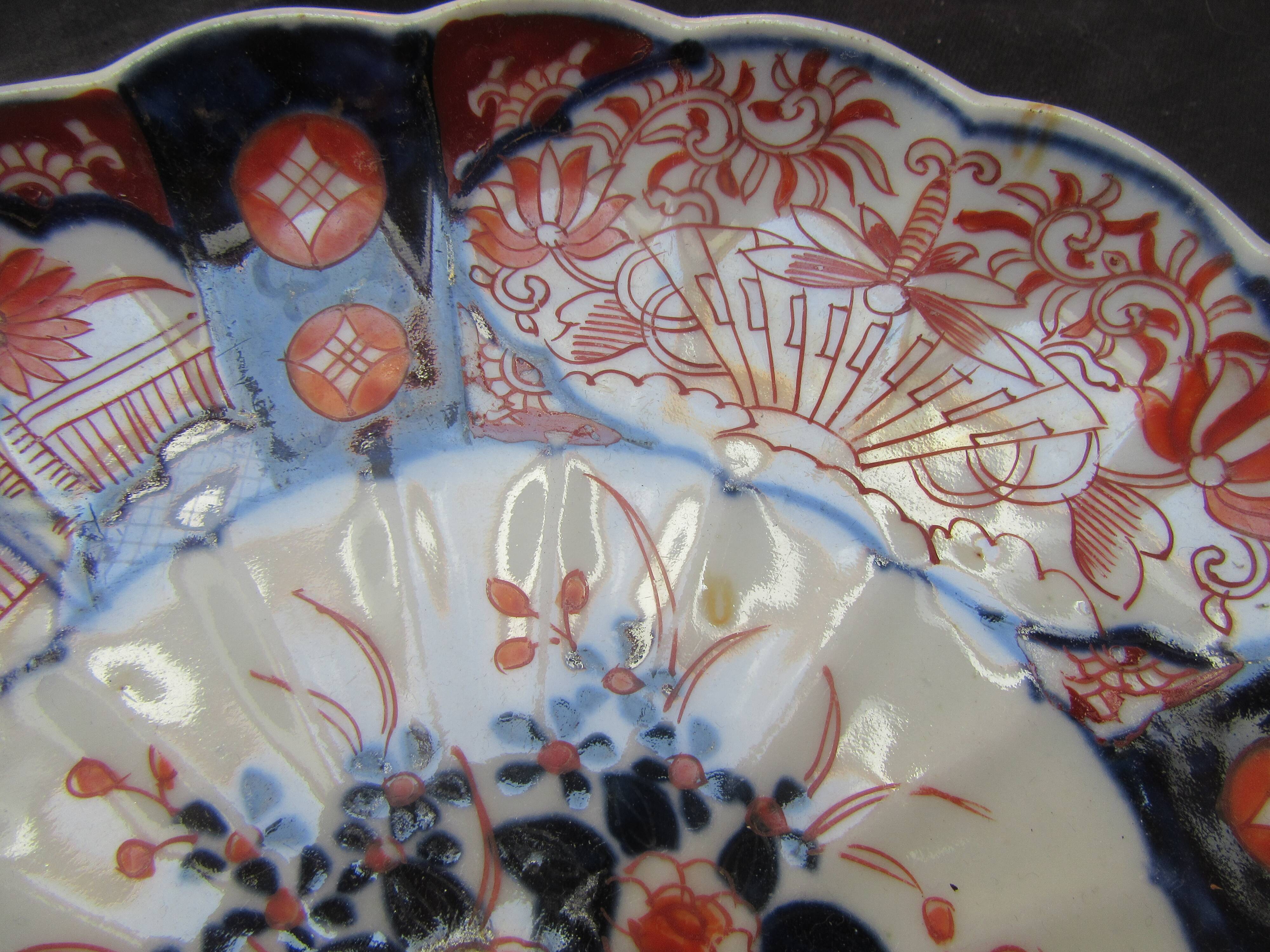 Antique asian imari plate, japan, 19th century, floral decoration