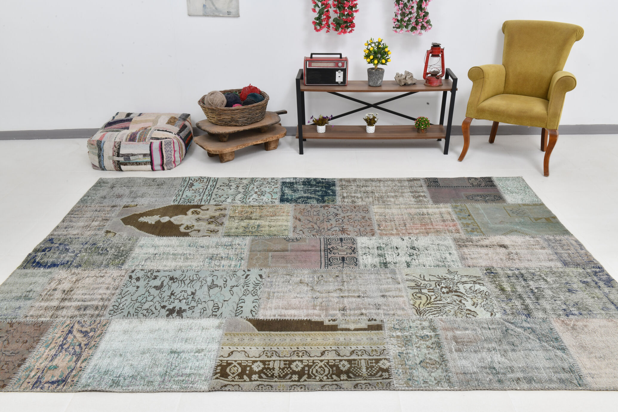 Neutral tones turkish rug 304x211cm