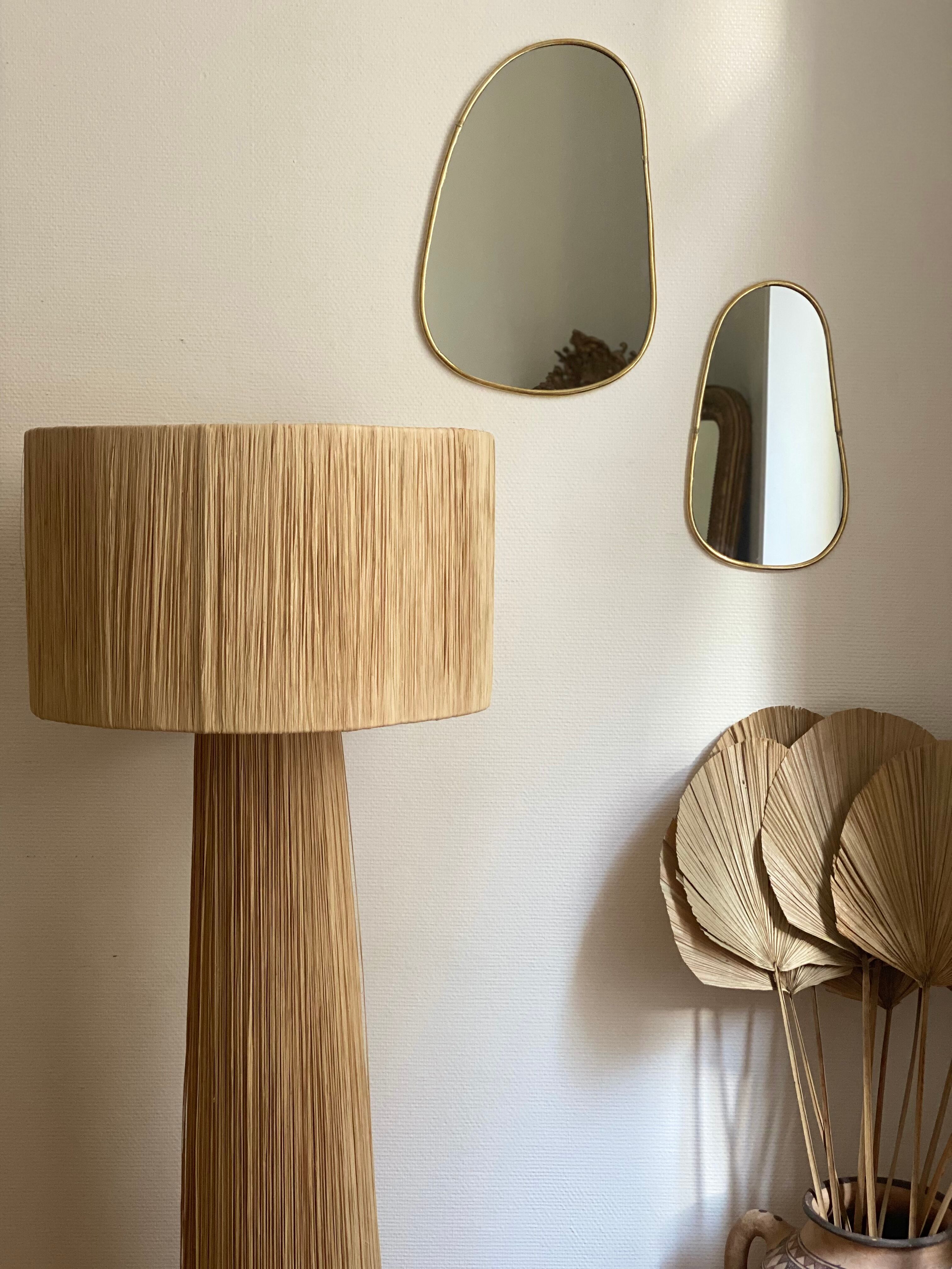Mirror organic egg golden brass 36x20cm