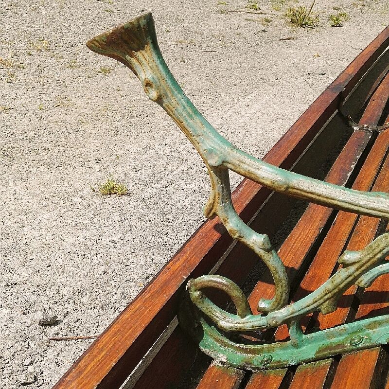 Garden bench park vintage square