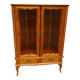 Bibliothèque en bois et verre