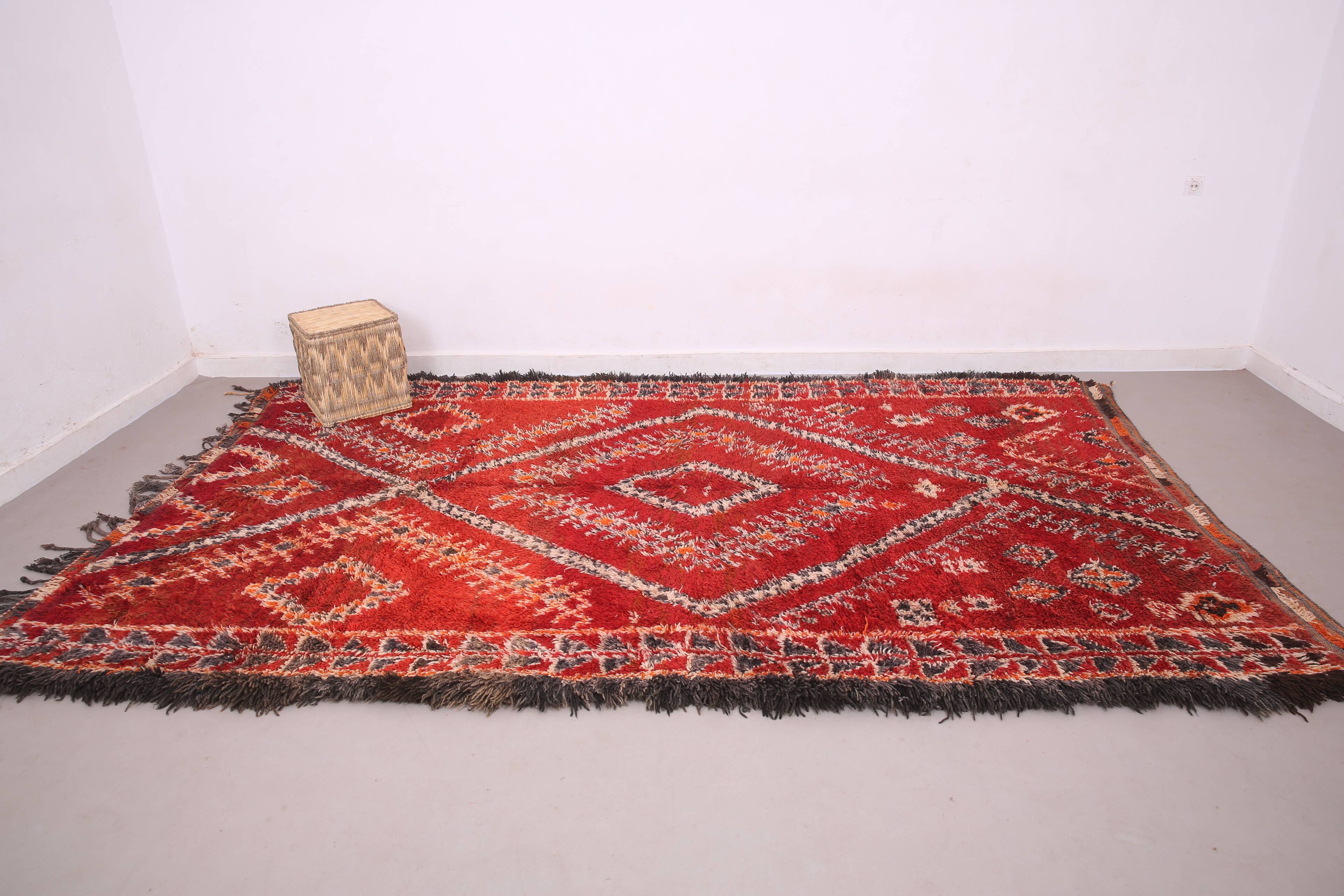 Tapis marocain vintage rouge 220 x 356 cm - Tapis en laine berbère rare - Tapis fait main