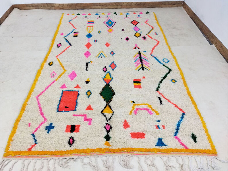 Moroccan berber carpet 270x156cm