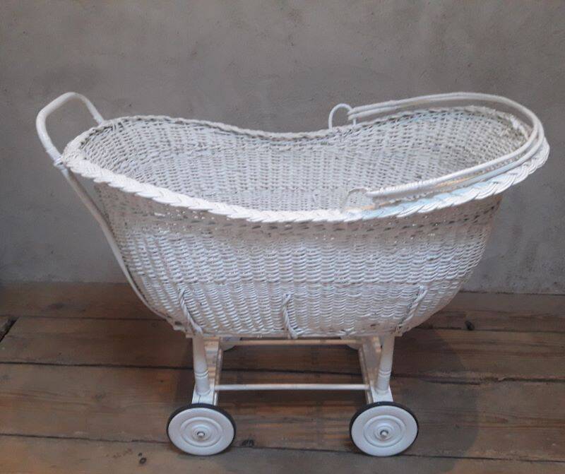 Wicker and painted wood baby cradle
