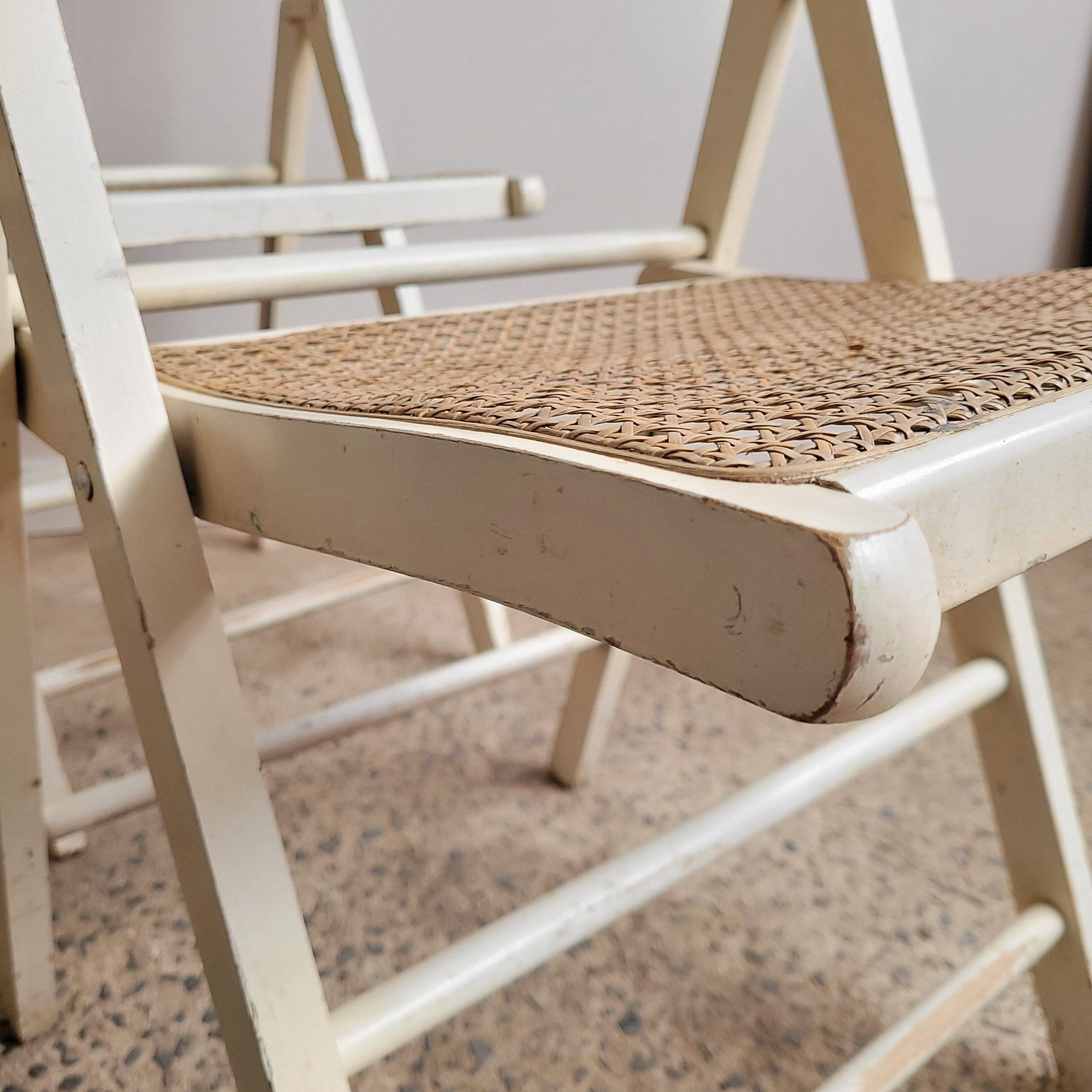 Lot de chaises pliantes cannées
