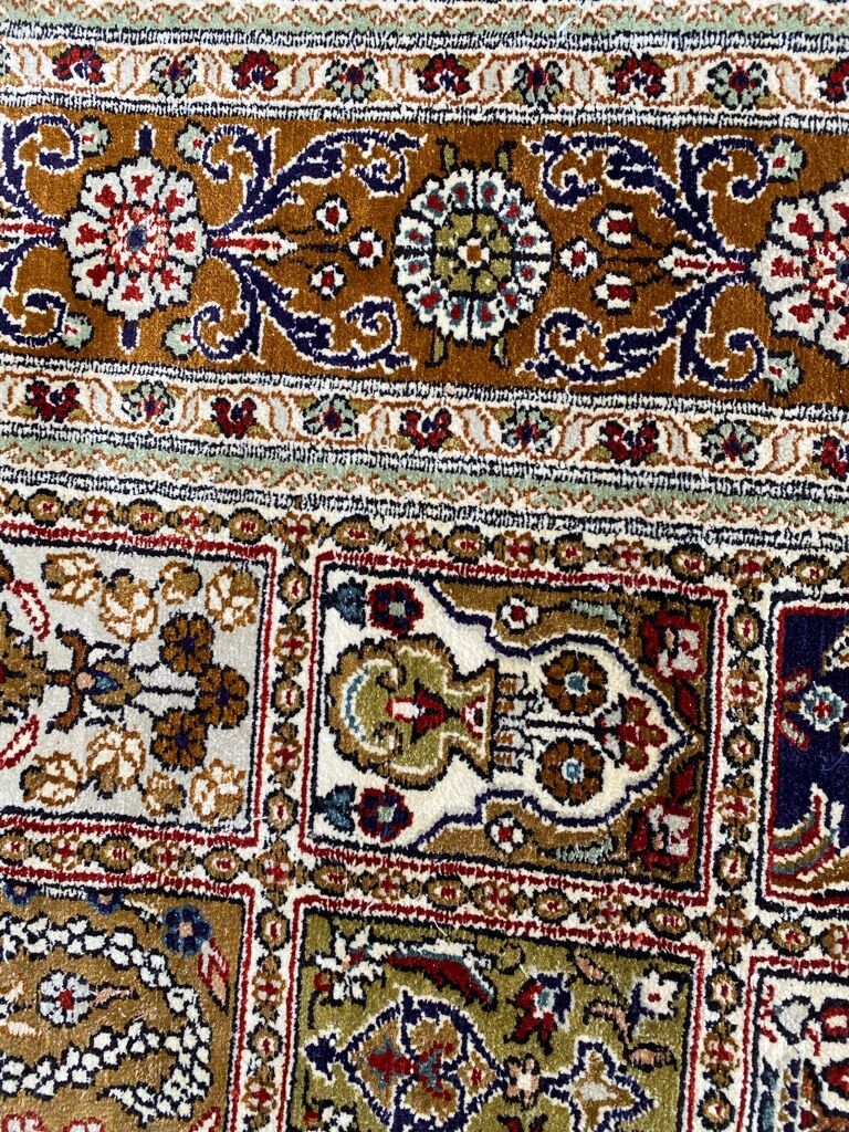 Vintage turkish silk carpet 92x157 cm