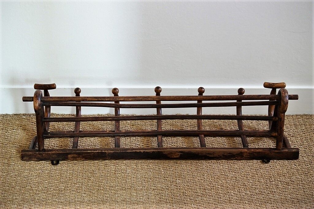 Door wall coat bentwood