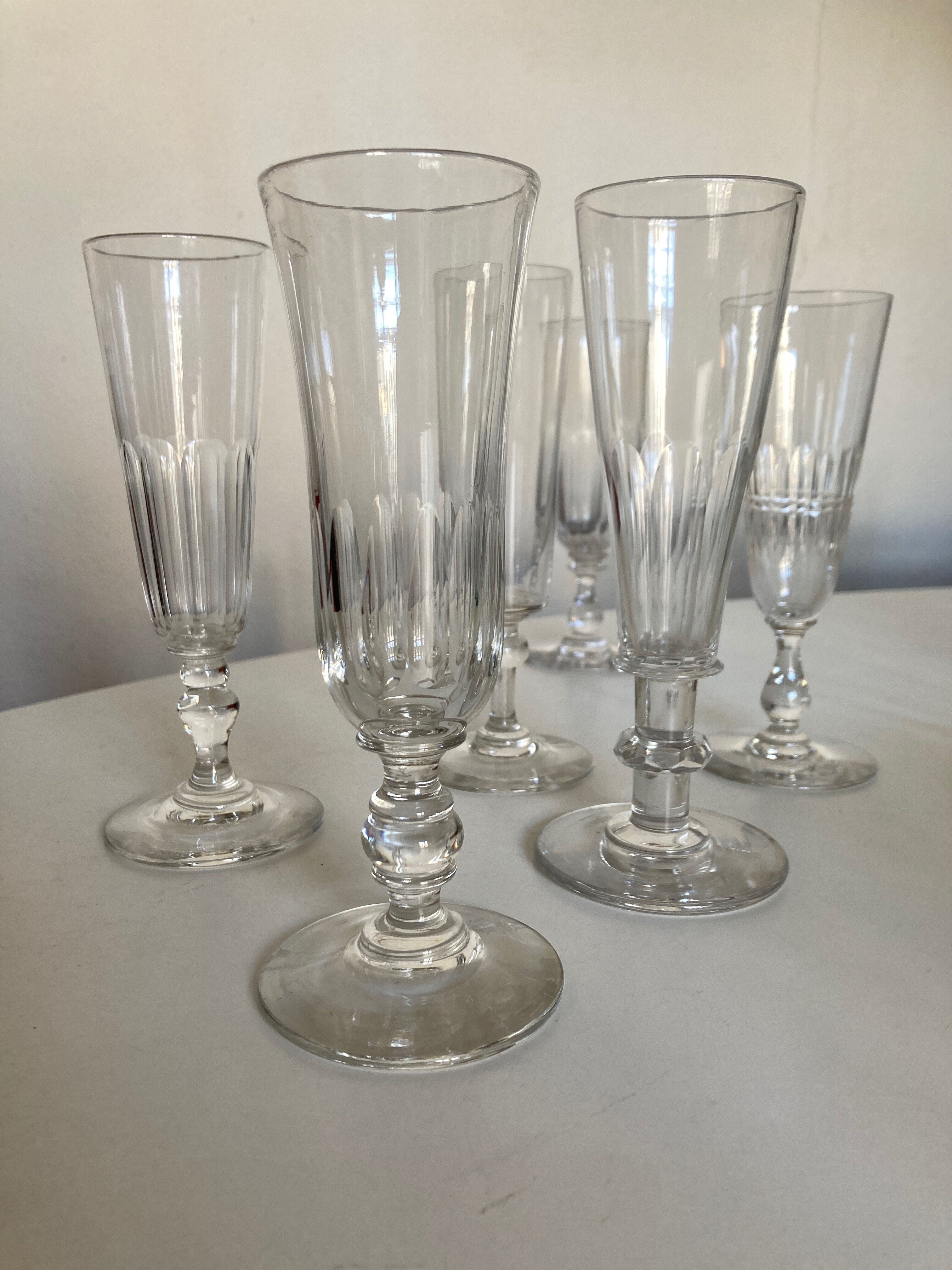 Set of 6 assorted 19th century flat-sided crystal champagne coupes