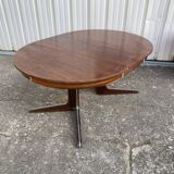 Baumann teak round table