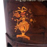 Vitrine, France, vers 1830