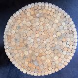 Table basse ronde gerbe de blé en rotin par John McGuire