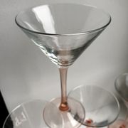 Lot de 4 verres à cocktail à pieds roses années 70